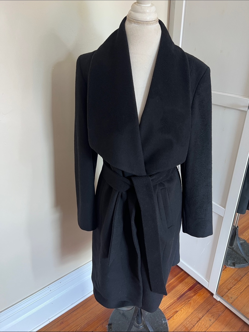 Cole Haan Signature Black Wool Blend Belted Wrap Coat Shawl Collar Size 12 - Picture 2 of 10